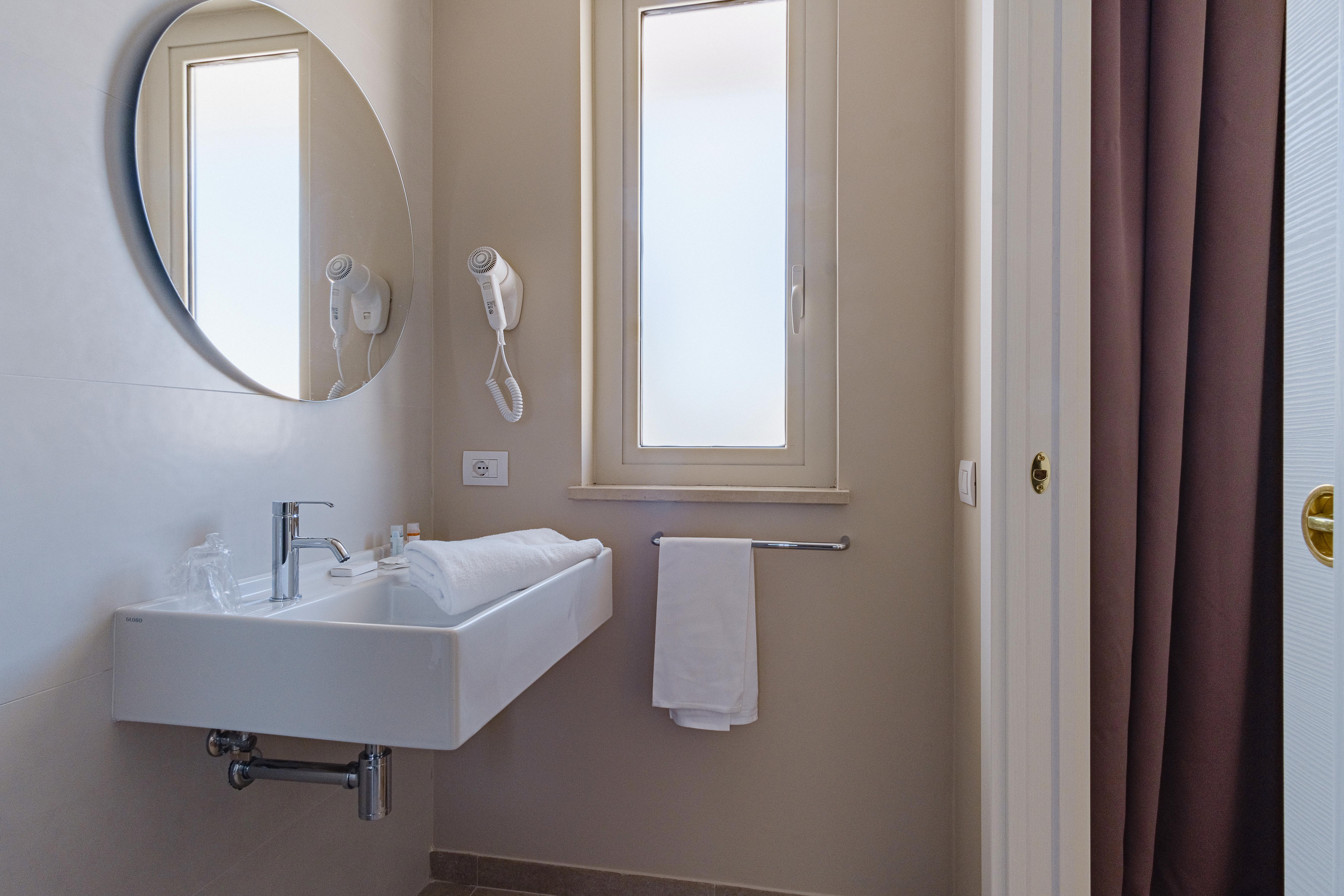 Hotel Boston Bari Luaran gambar