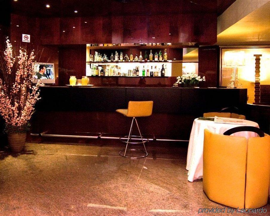 Hotel Boston Bari Luaran gambar